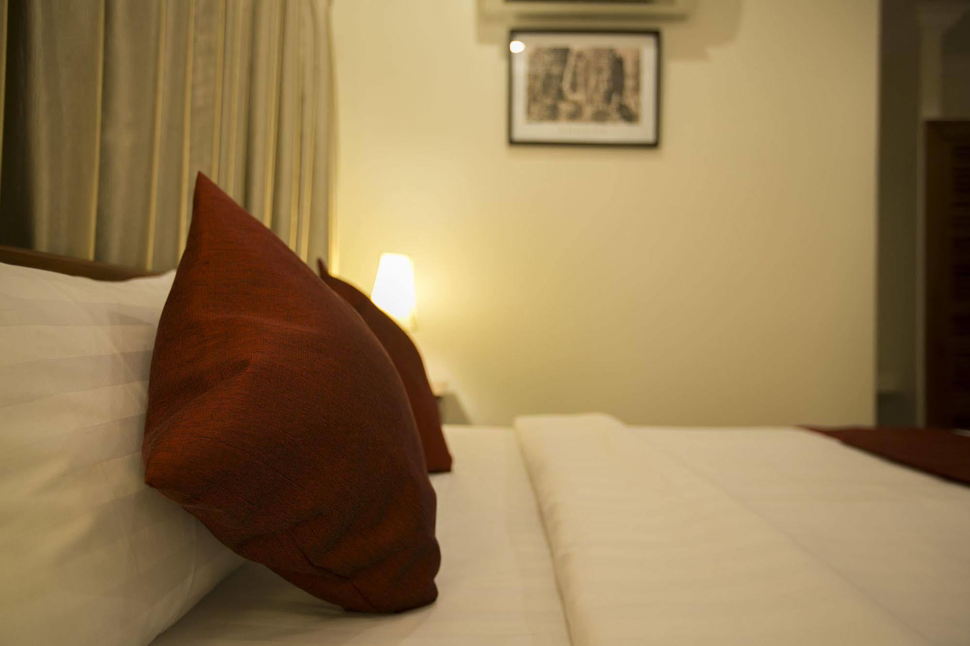 Friendly Angkor Boutique Hotel Siem Reap Luaran gambar